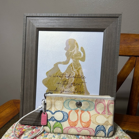 Coach Scribble Multicolor C Wristlet - Picture 1 of 13
